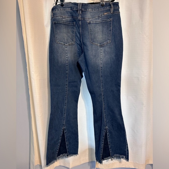 Kancan Maurice’s Plus Size 22 Women’s Jeans - Picture 2 of 5